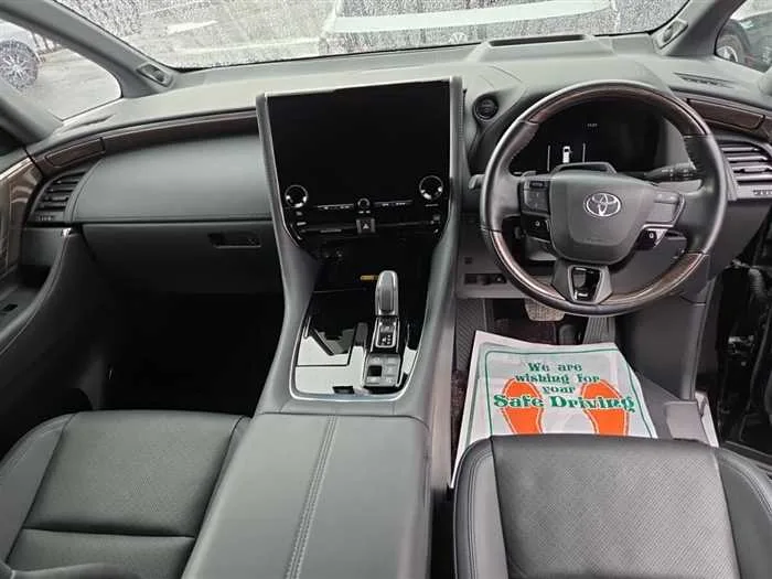 Toyota Alphard Hybrid Lounge 2023 — миниатюра 4