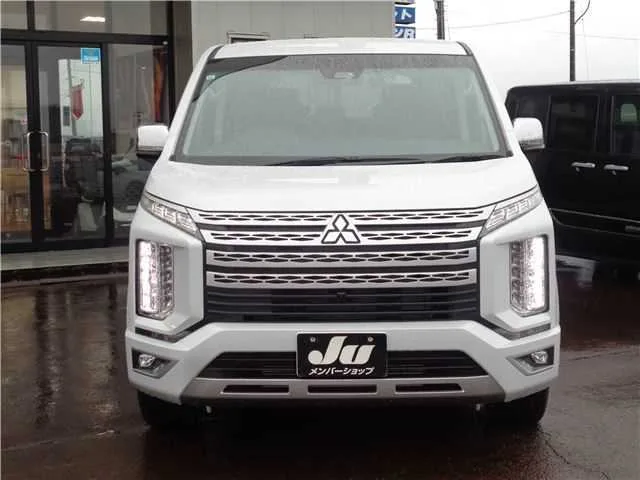 Mitsubishi Delica D:5 P 2024 — миниатюра 2