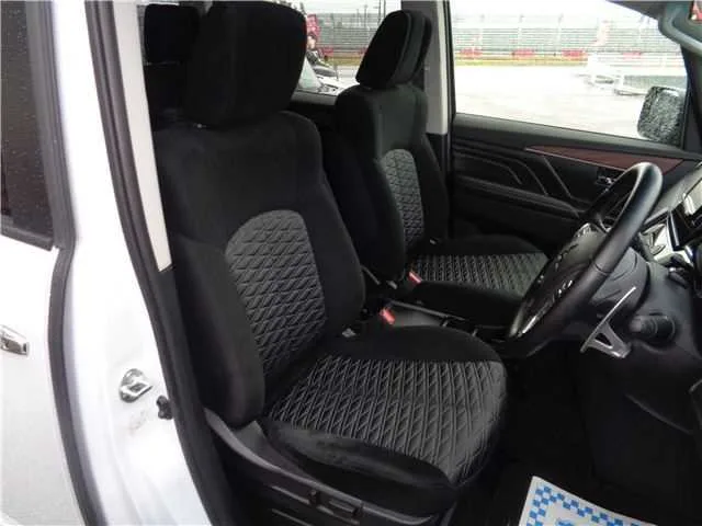 Mitsubishi Delica D:5 P 2024 — миниатюра 3