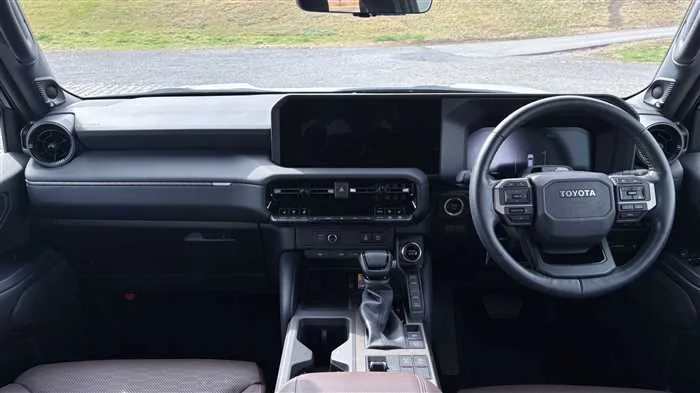 Toyota Land Cruiser 2.8 VX 2024 — миниатюра 5