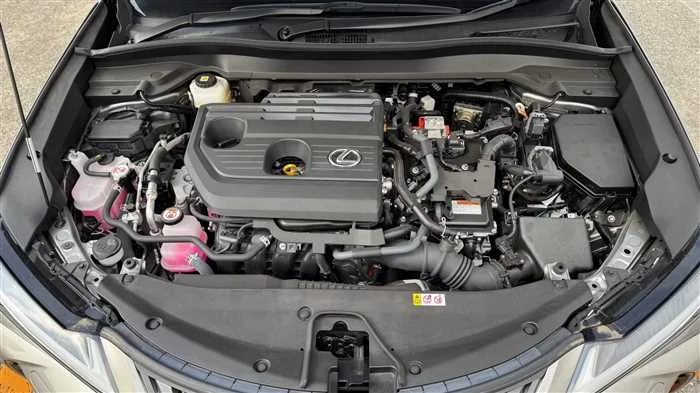 Lexus UX 300h L 2024 — миниатюра 4