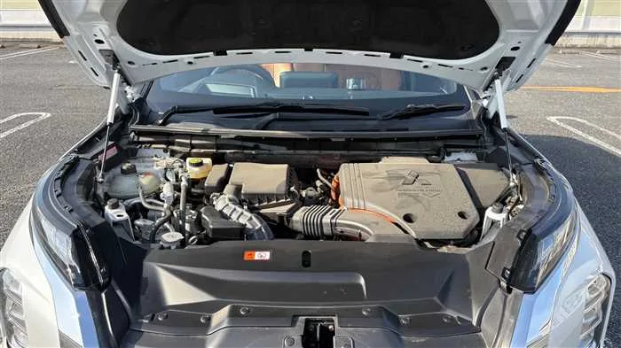 Mitsubishi OUTLANDER PHEV P 2023 — миниатюра 4