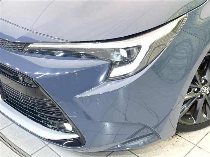 Toyota Corolla Sedan 2023 — миниатюра 4