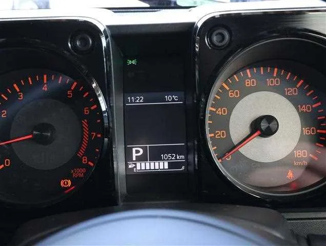 Suzuki Jimny NOMADEFC 2025 — миниатюра 5
