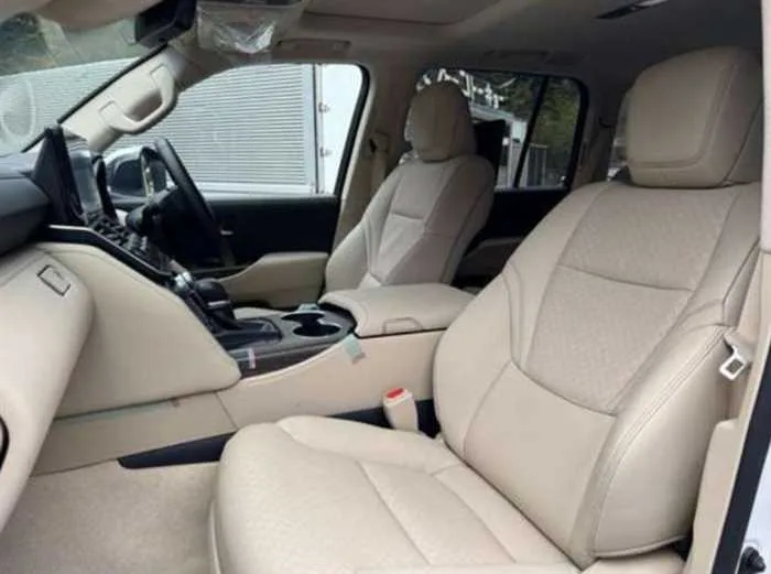 Toyota Land Cruiser ZX DIESEL*MODELISTA*REAR ENTERTAINMENT*JBL* 2024 — миниатюра 4