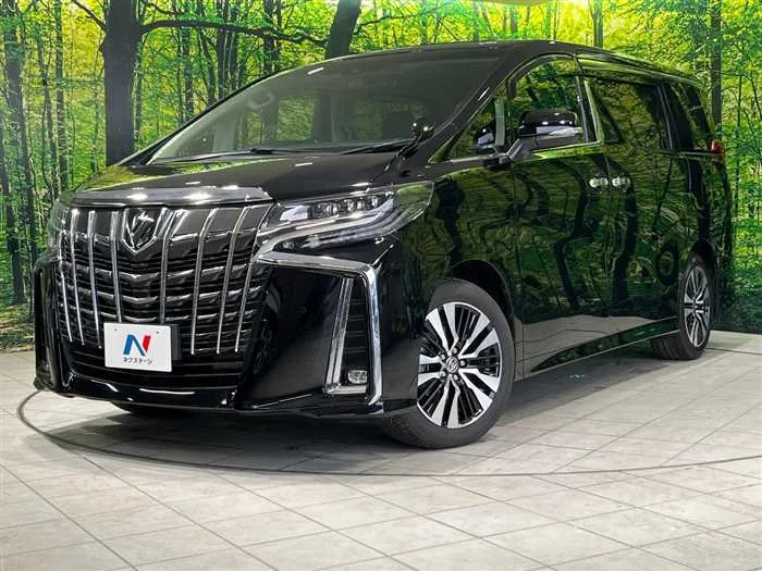 Toyota Alphard 2022 — фото 1, купить с доставкой в Москву