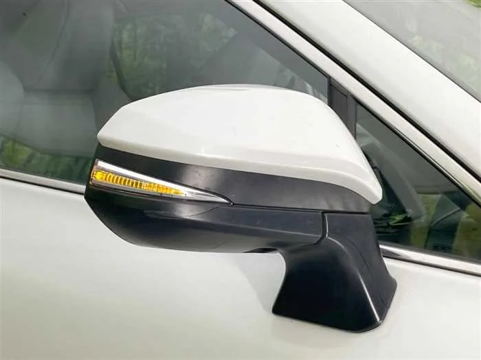 Toyota Harrier Hybrid 2023 — миниатюра 3