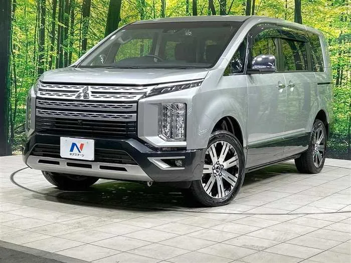 Mitsubishi Delica D:5 2024 — фото 1, купить с доставкой в Москву