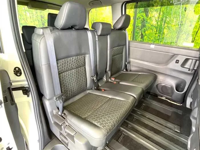 Nissan Serena 2024 — миниатюра 4