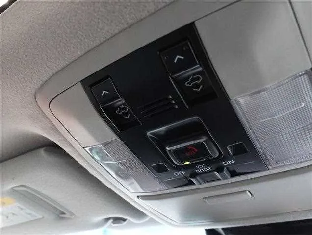 Toyota Land Cruiser Prado TXL PackageMatte Black Edition 2023 — миниатюра 3