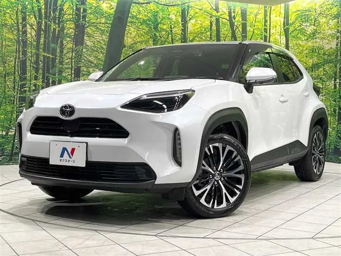 Toyota Yaris Cross 2025 — фото 1, купить с доставкой в Москву