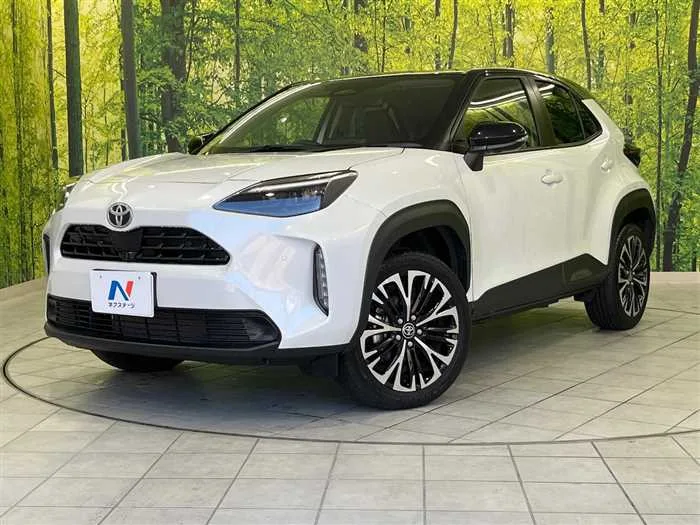 Toyota Yaris Cross 2024 — фото 1, купить с доставкой в Москву