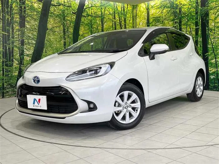 Toyota AQUA 2024 — фото 1, купить с доставкой в Москву