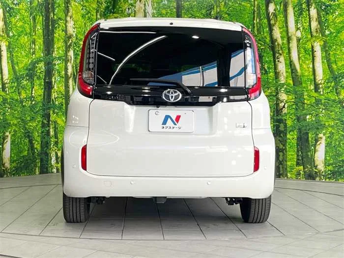 Toyota Sienta 2022 — миниатюра 5