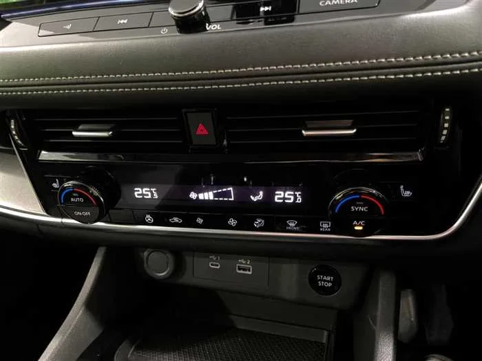 Nissan X-Trail 2022 — миниатюра 5
