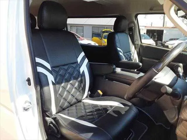 Toyota HIACE WAGON GL 2023 — миниатюра 3