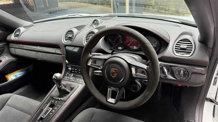 Porsche Porsche Others GTS 4.0 2024 — миниатюра 4