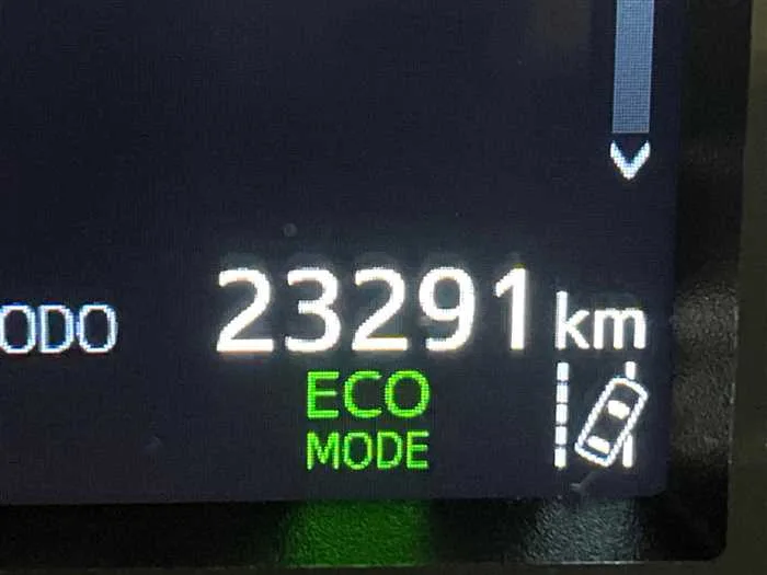 Toyota Alphard 2022 — миниатюра 3