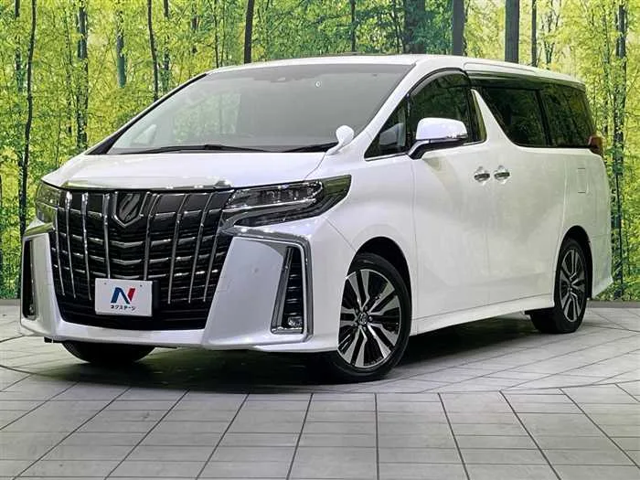 Toyota Alphard 2023 — фото 1, купить с доставкой в Москву