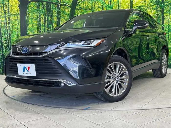 Toyota Harrier Hybrid 2023 — фото 1, купить с доставкой в Москву