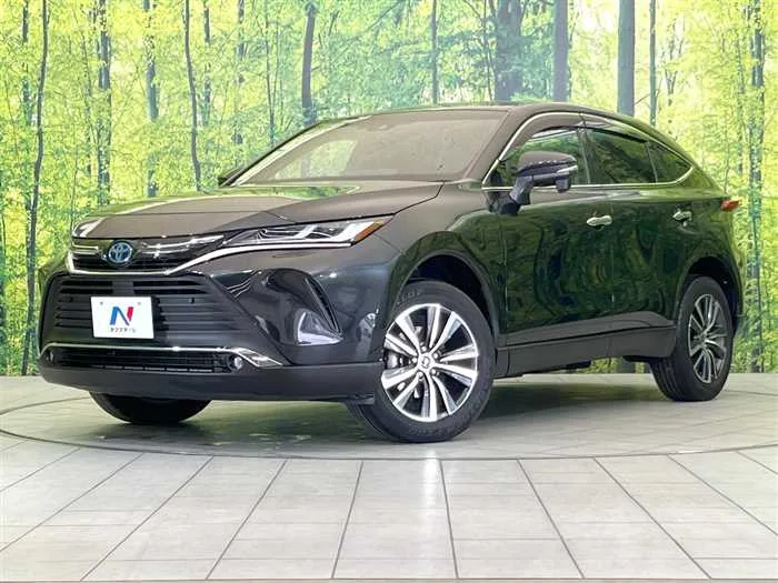 Toyota Harrier Hybrid 2023 — фото 1, купить с доставкой в Москву