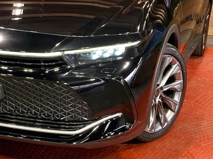 Toyota Crown 2023 — миниатюра 5