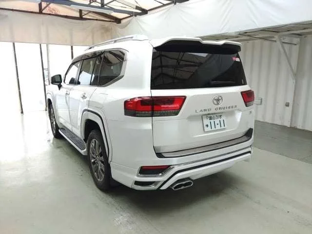 Toyota Land Cruiser ZX 2023 — миниатюра 2