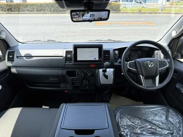 Toyota Hiace Van 2026 — миниатюра 3