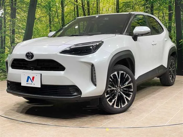 Toyota Yaris Cross 2025 — фото 1, купить с доставкой в Москву