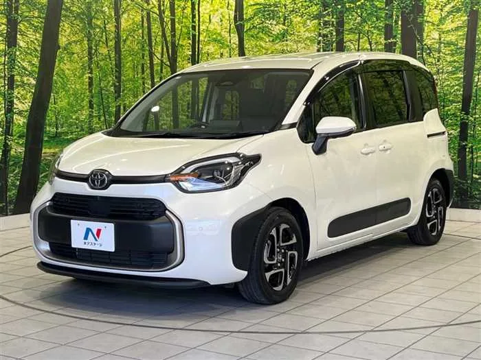 Toyota Sienta 2023 — миниатюра 2