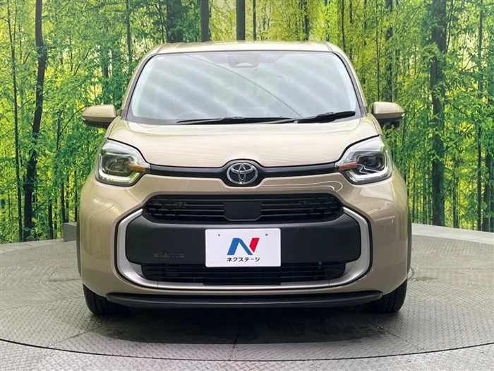 Toyota Sienta 2024 — миниатюра 3