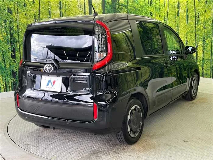 Toyota Sienta 2025 — миниатюра 3