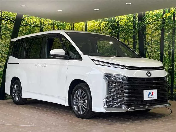 Toyota Voxy 2024 — миниатюра 5