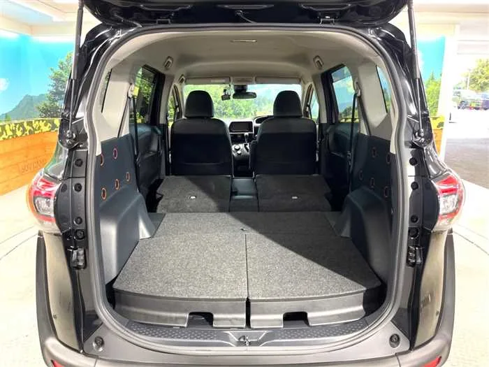 Toyota Sienta 2022 — миниатюра 5