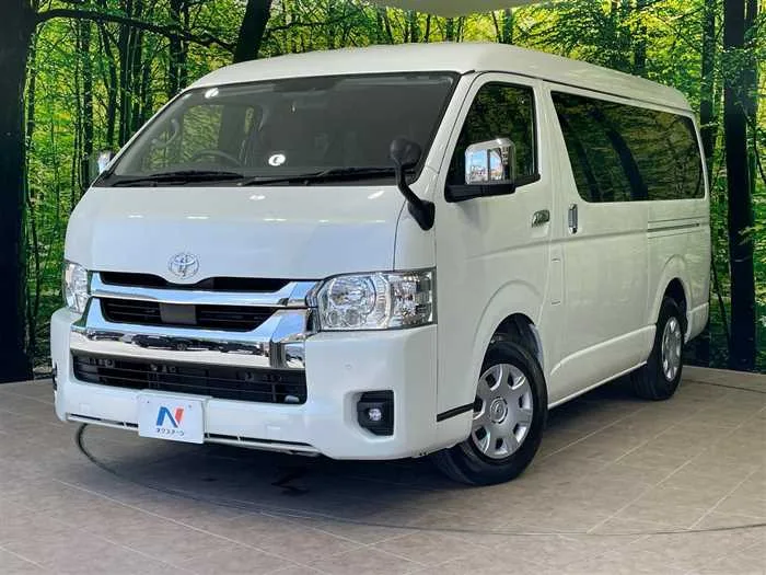 Toyota Hiace Wagon 2023 — фото 1, купить с доставкой в Москву
