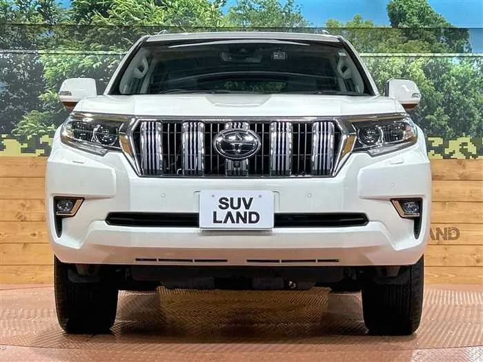 Toyota Land Cruiser Prado 2023 — миниатюра 2