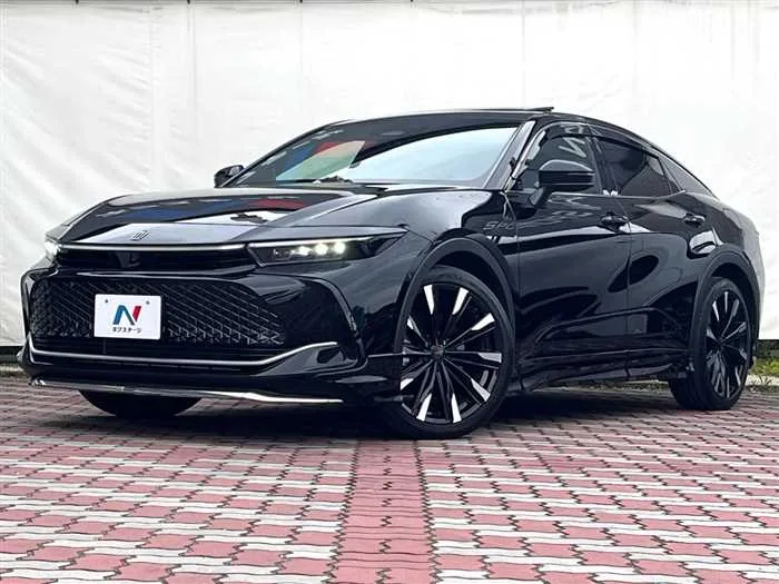 Toyota Crown 2022 — фото 1, купить с доставкой в Москву