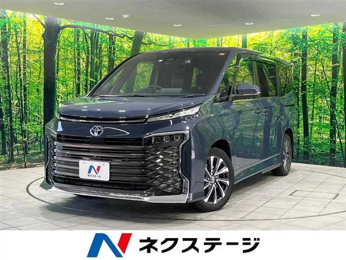 Toyota Voxy 2023 — миниатюра 4