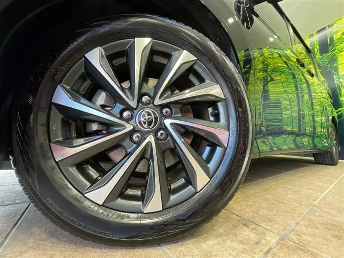 Toyota Voxy 2023 — миниатюра 5