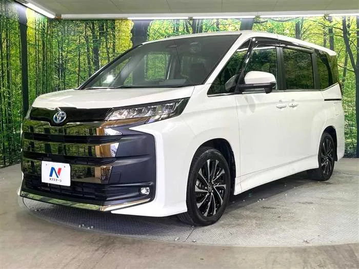 Toyota Noah 2023 — миниатюра 2