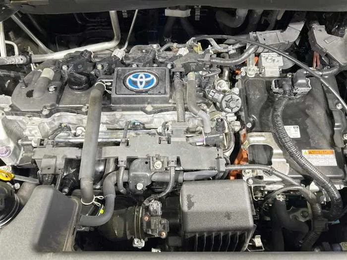 Toyota Voxy 2024 — миниатюра 2