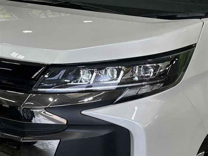 Toyota Noah 2025 — миниатюра 5