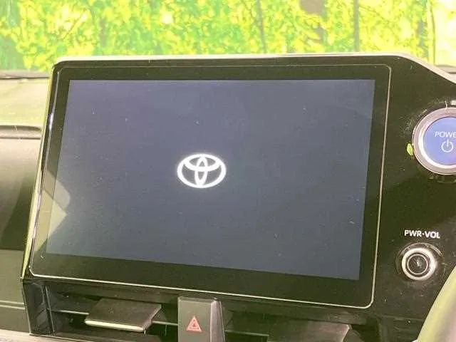 Toyota Voxy 2022 — миниатюра 4
