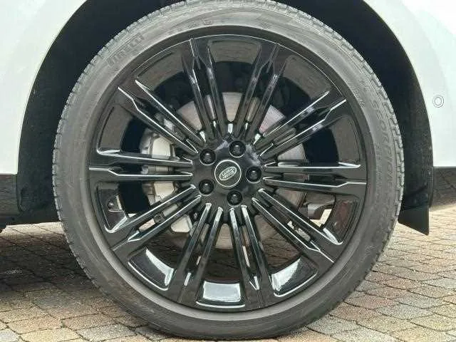 Land Rover Range Rover 2024 — миниатюра 3