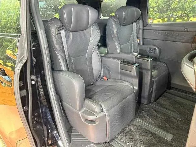 Toyota Vellfire 2023 — миниатюра 3