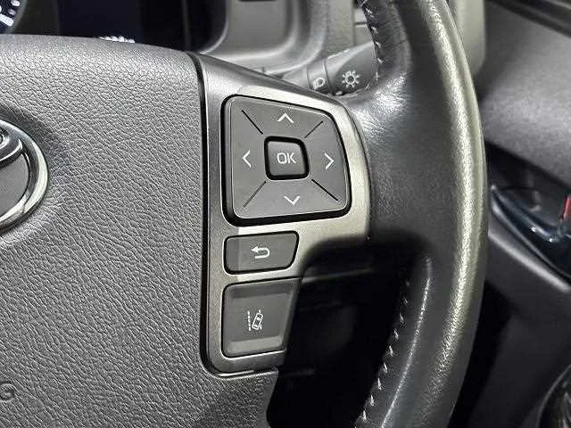 Toyota Hiace Van 2024 — миниатюра 3