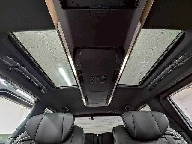 Toyota Alphard Hybrid Z 2024 — миниатюра 3