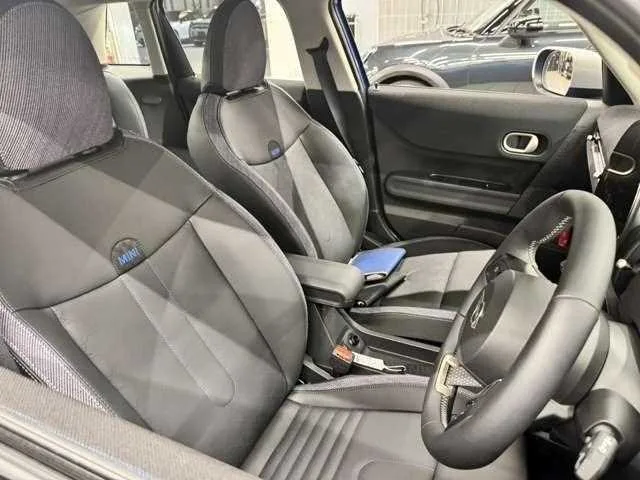 BMW MINI 2025 — миниатюра 5