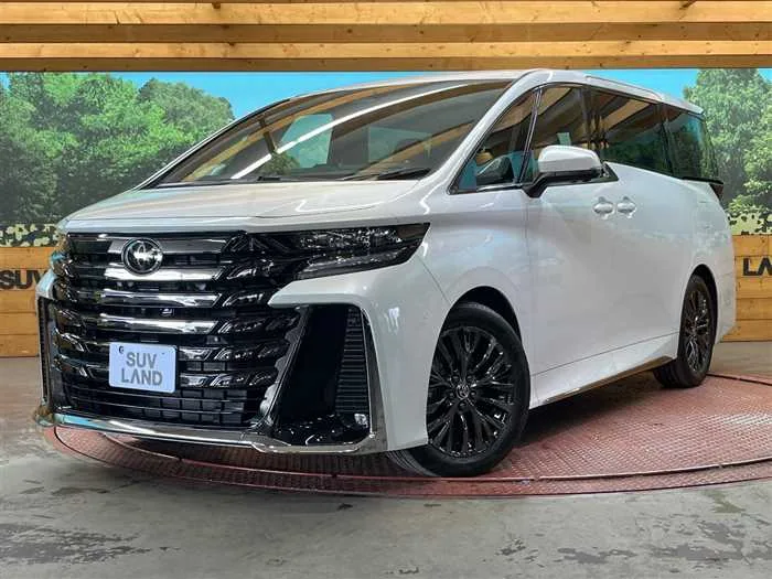 Toyota Vellfire 2024 — фото 1, купить с доставкой в Москву