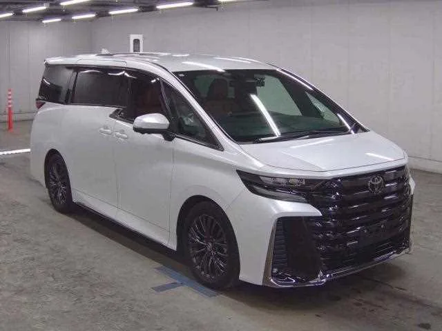 Toyota Vellfire 2023 — фото 1, купить с доставкой в Москву